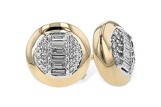 C319-67579: EARRINGS .15 BAG .26 TW