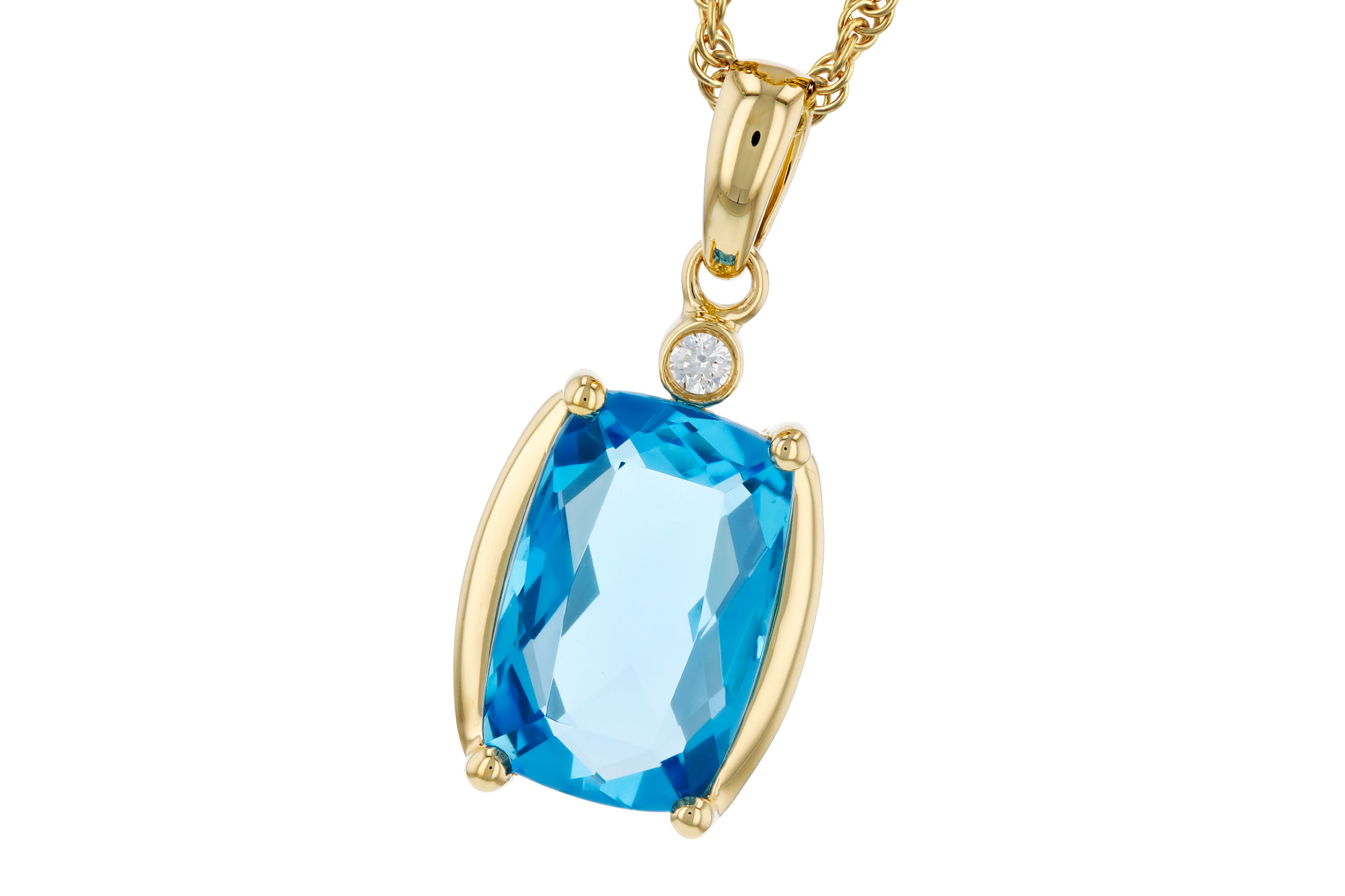 K321-47561: NECKLACE 2.88 BLUE TOPAZ 2.90 TGW (11x7MM BT)
